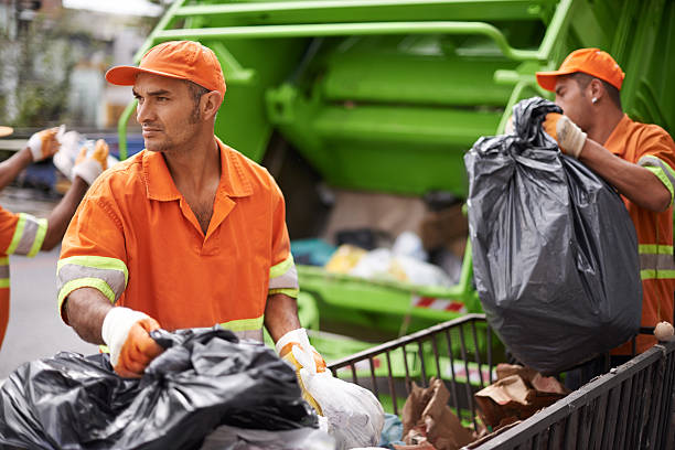 Best Garage Cleanout  in Warrington, FL